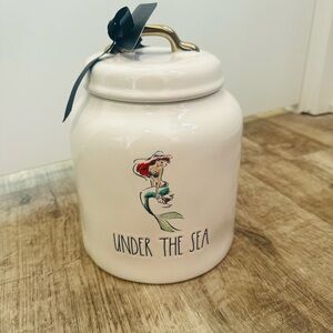 Rae Dunn Cream Ceramic 'Under The Sea' large canister with Gold Handle